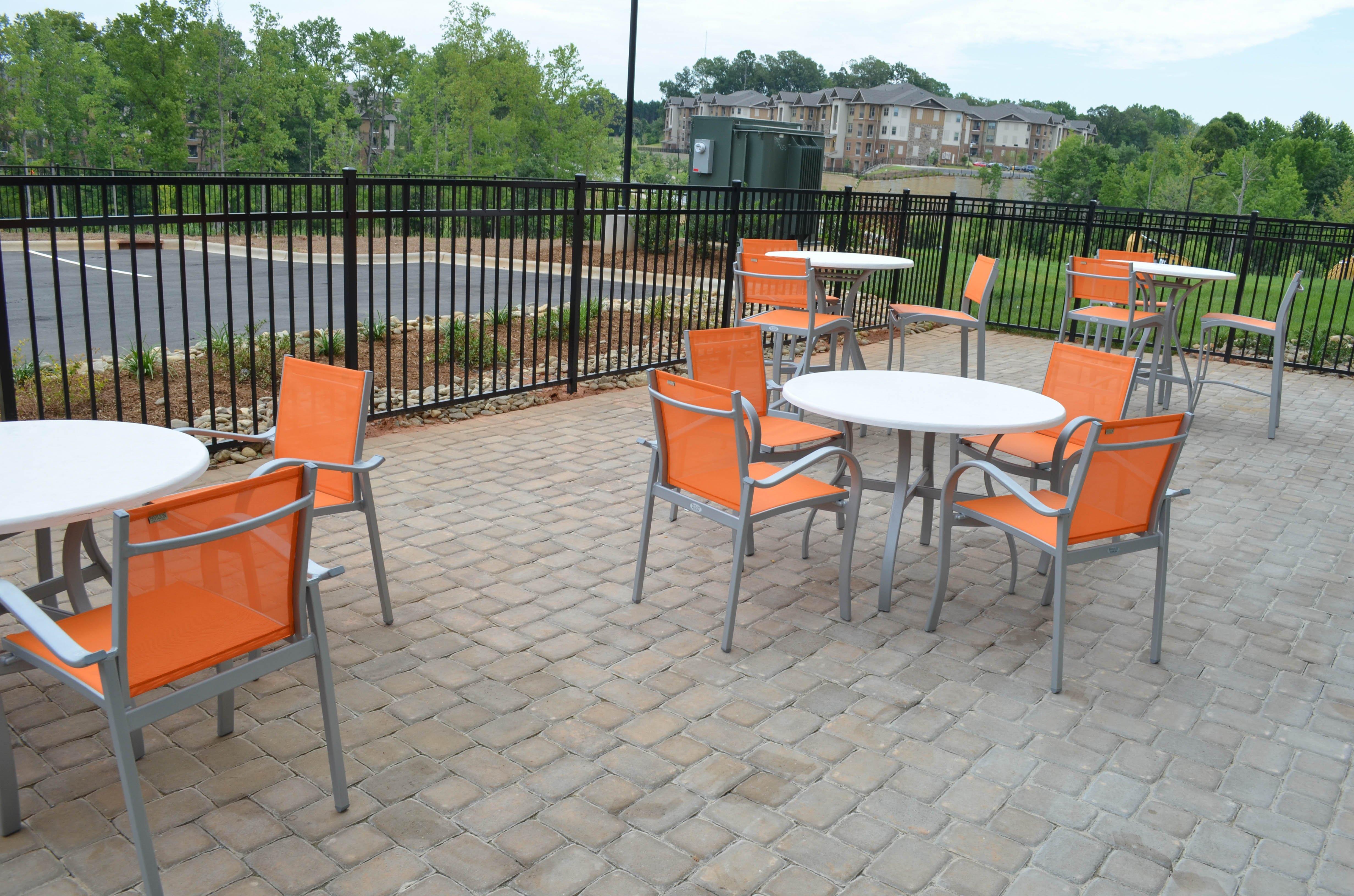 Holiday Inn Express & Suites Raleigh Airport - Brier Creek By Ihg Luaran gambar