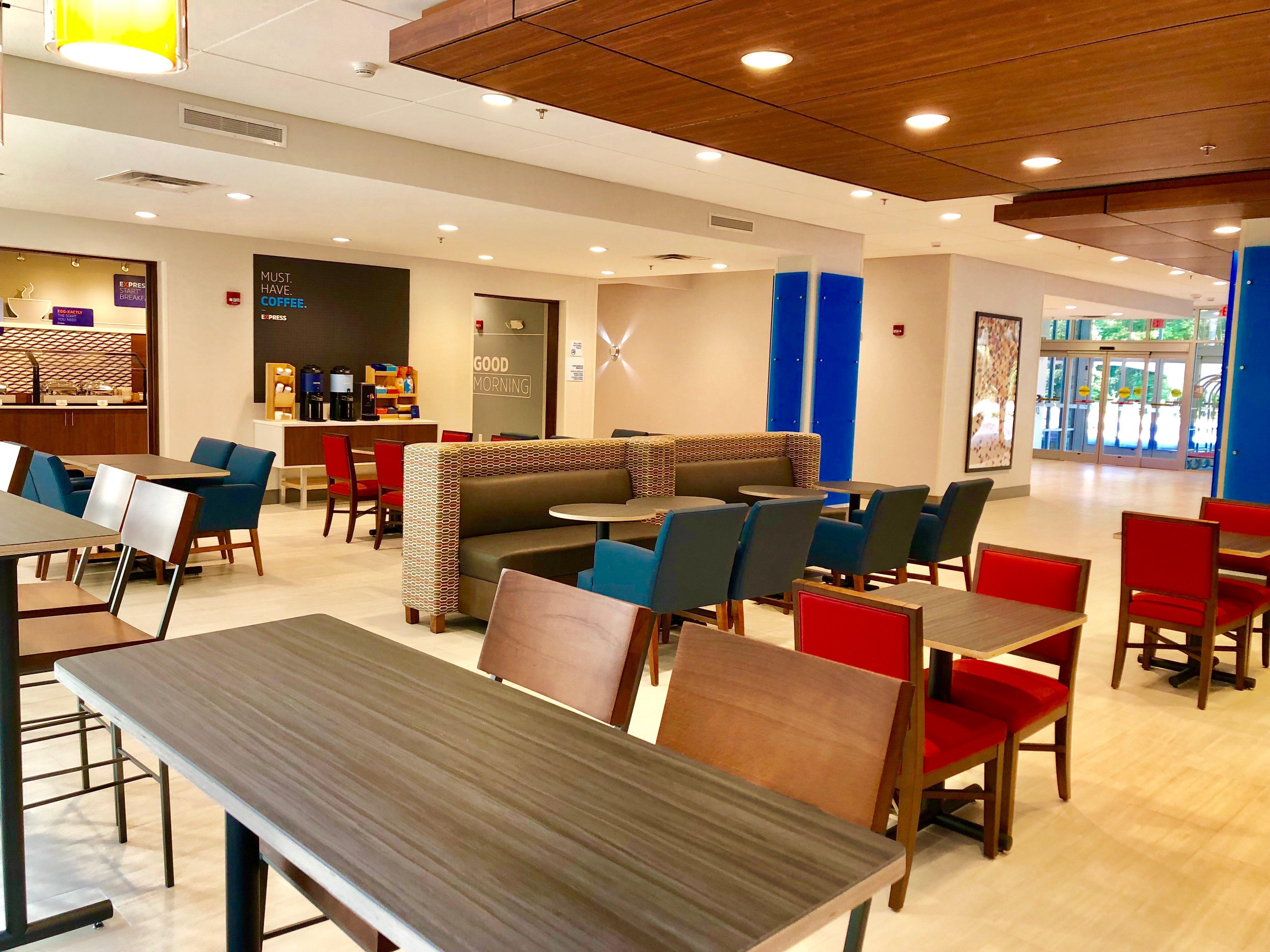 Holiday Inn Express & Suites Raleigh Airport - Brier Creek By Ihg Luaran gambar